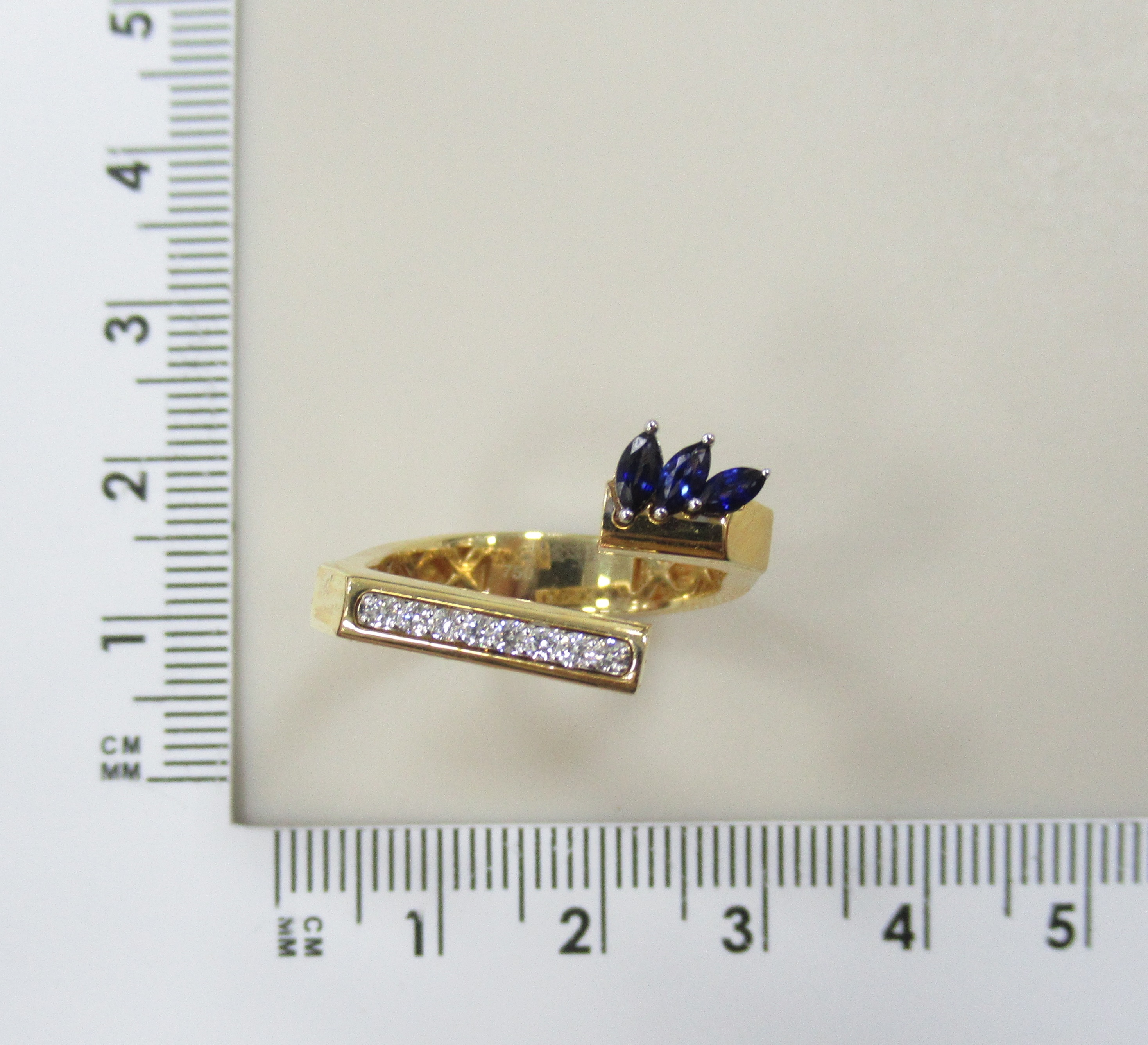 10311-001185 Кольцо (Au 750)